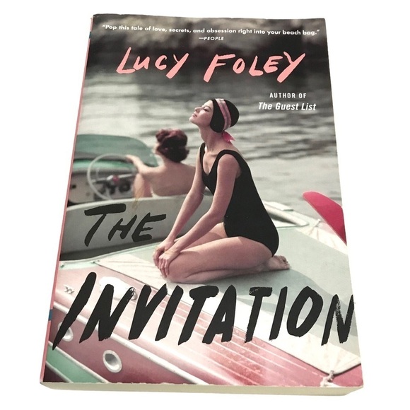 The Invitation by Lucy Foley Paperback Book - Picture 1 of 4